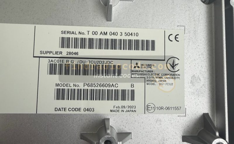 Mitsubishi DU-7CU2 radio label with the T00AM serial number