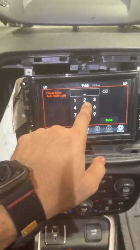 Customer review - Jeep Wrangler / Compass Uconnect 4 VP2 TVPQN radio code entered and radio working